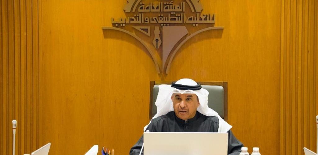 أخبار الكويت | «تنفيذية التطبيقي» توافق على تطوير برنامج القانون وتحديث التخصصات الأكاديمية | عيون الجزيرة الكويت