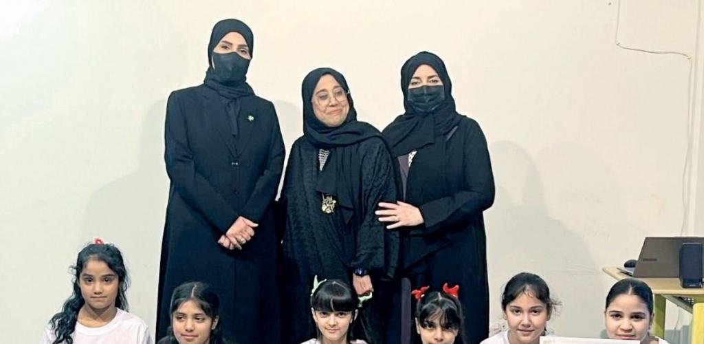 أخبار قطر | مركز الإيمان المسائي يكرّم طالباته تقديرًا للتميّز | عيون الجزيرة قطر