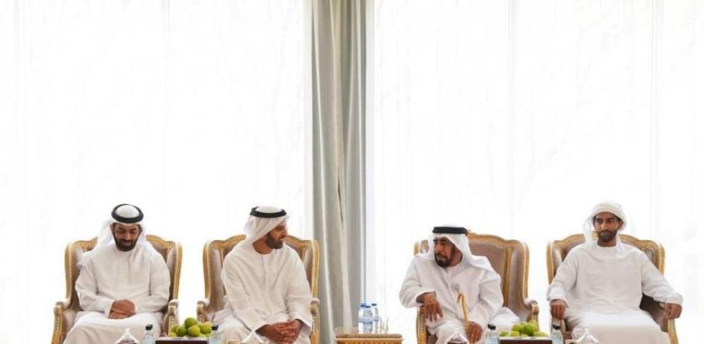 الامارات الان | محمد بن سعود يقيم مأدبة غداء لأهالي المنيعي والمناطق المجاورة | عيون الجزيرة الامارات