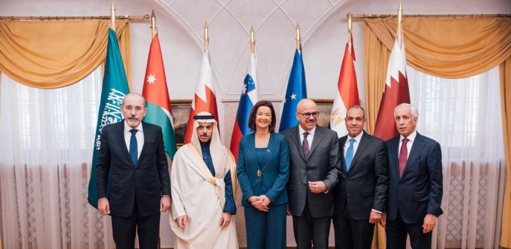 أخبار قطر |  وزير الدولة للشؤون الخارجية يشارك في اجتماع رفيع المستوى بسلوفينيا حول قضايا المنطقة | عيون الجزيرة قطر