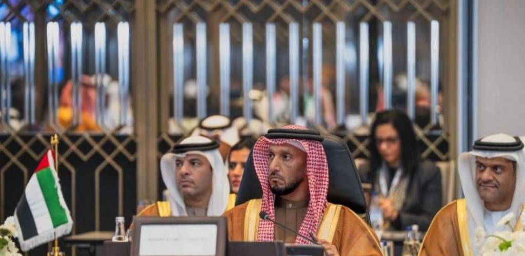 الامارات الان | عبدالله آل حامد: الإمارات تضع دعم العمل الإعلامي العربي المشترك في صدارة أولوياتها | عيون الجزيرة الامارات