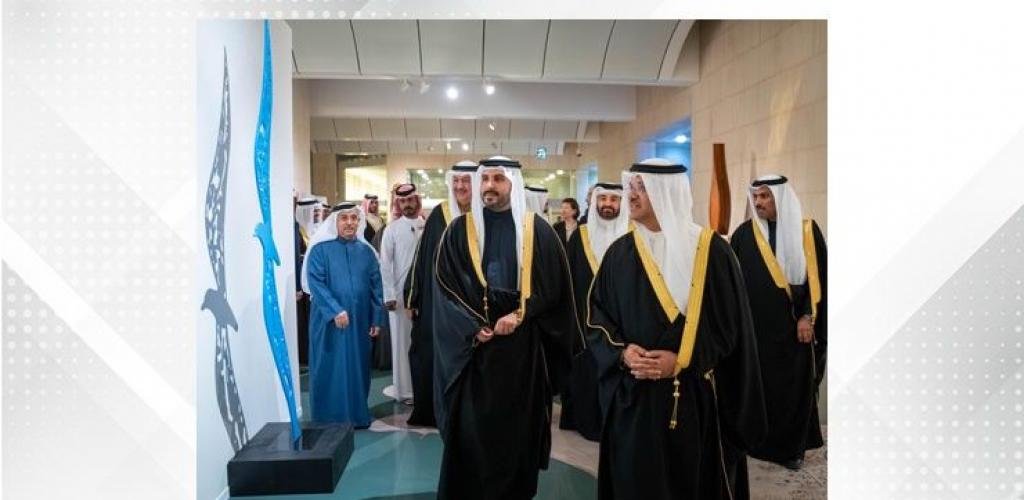 أخبار البحرين | نيابةً عن سمو ولي العهد رئيس مجلس الوزراء ... سمو الشيخ محمد بن سلمان بن حمد يفتتح معرض البحرين السنوي للفنون التشكيلية الثاني والخمسين | عيون الجزيرة