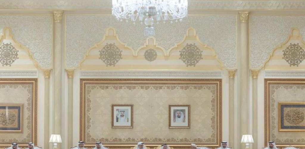 الامارات الان | سلطان يستقبل المهنئين بشهر رمضان المبارك | عيون الجزيرة الامارات