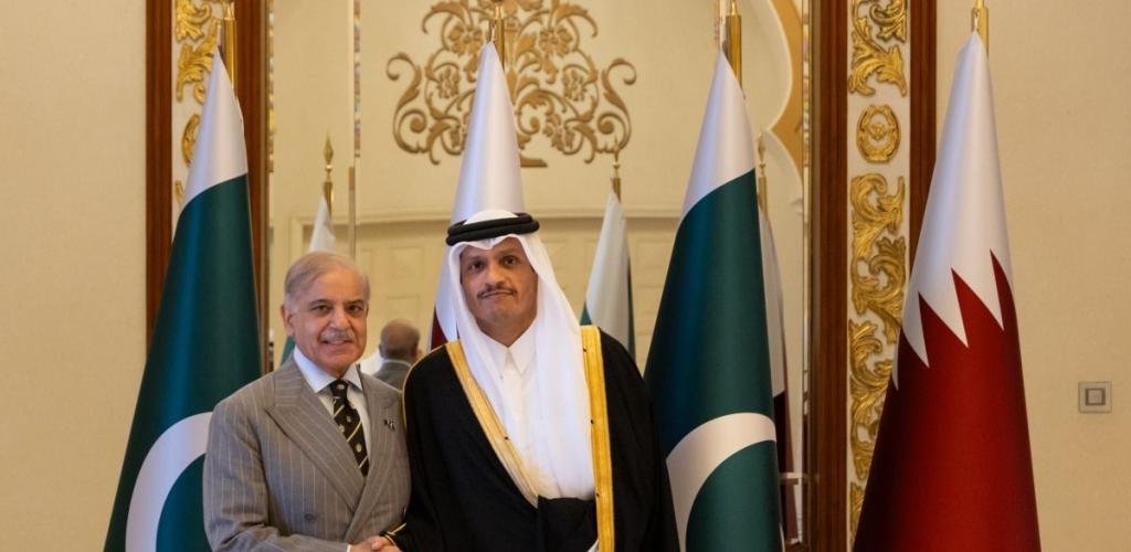 أخبار قطر | رئيس مجلس الوزراء وزير الخارجية يستقبل رئيس وزراء باكستان | عيون الجزيرة قطر