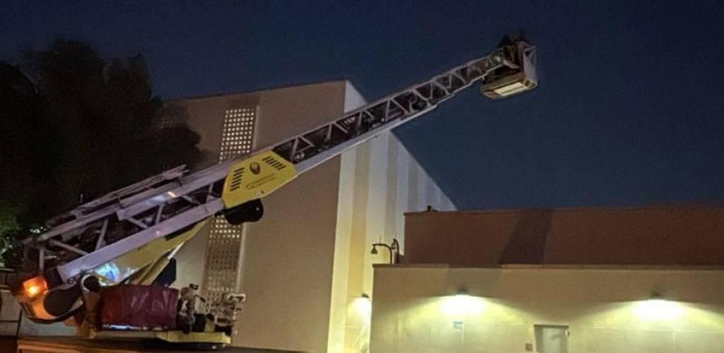 الامارات الان | إخماد حريق في محيط القنصلية الأمريكية بدبي بالكامل ولا إصابات | عيون الجزيرة الامارات