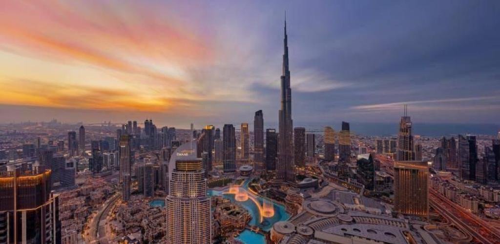 الامارات الان | دبي: الأصوات المسموعة ناتجة عن اعتراض ناجح للدفاع الجوي من دون أي إصابات | عيون الجزيرة الامارات