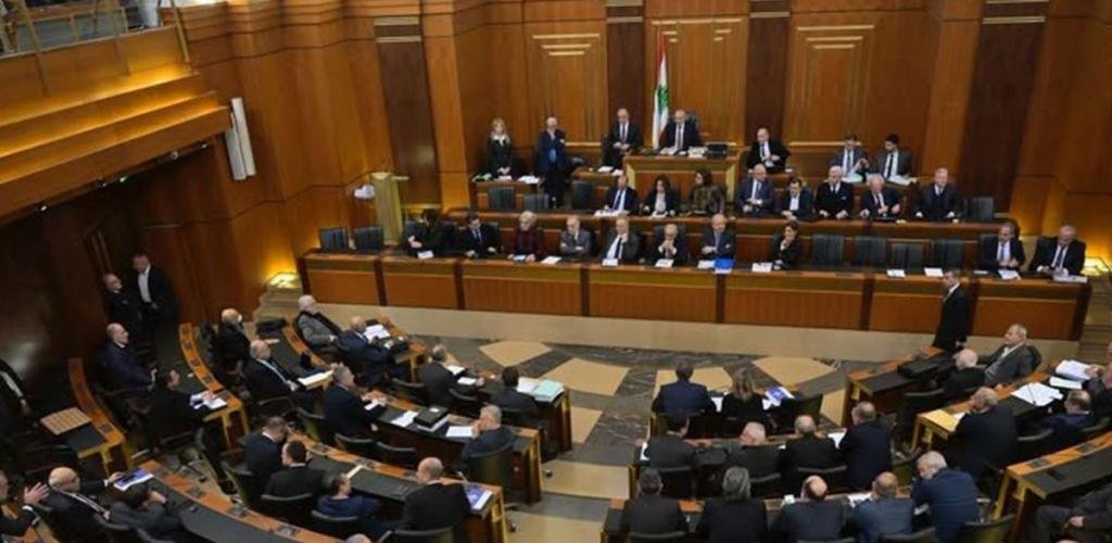 أخبار قطر | مجلس النواب اللبناني يمدد ولايته لمدة سنتين | عيون الجزيرة قطر