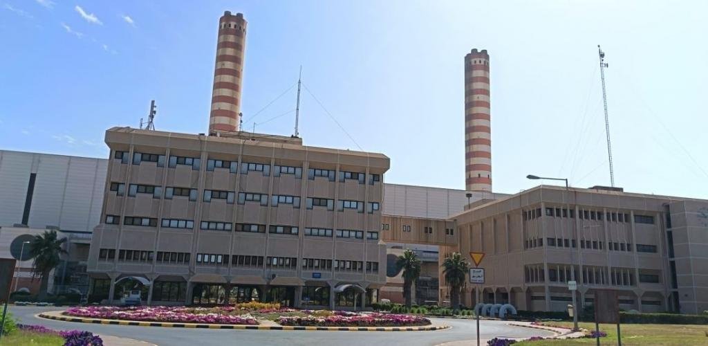 أخبار الكويت | المخيزيم يتفقد محطة الصبية بعد حادث الحريق المحدود في أحد خزانات الوقود | عيون الجزيرة الكويت