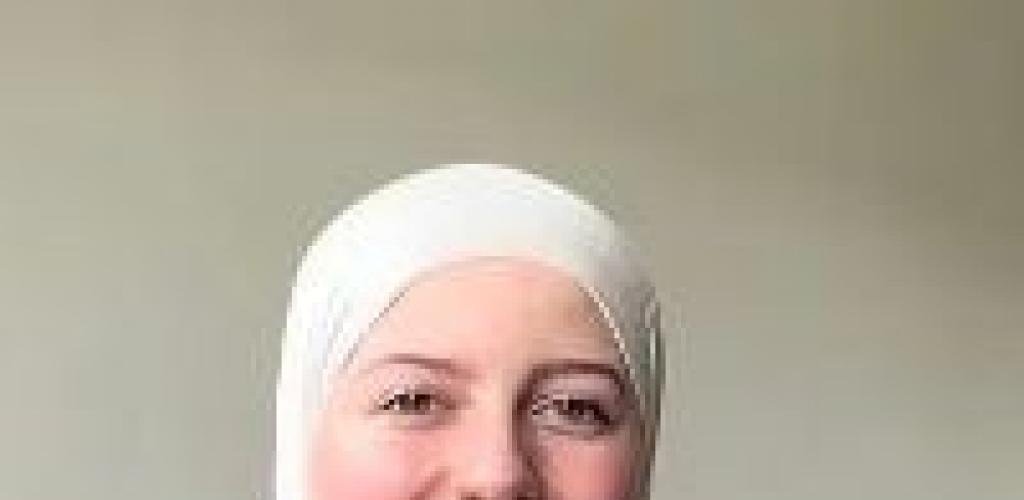 أخبار قطر | «نور رمضان».. شابة بريطانية قادها الشهر الفضيل إلى الإسلام | عيون الجزيرة قطر