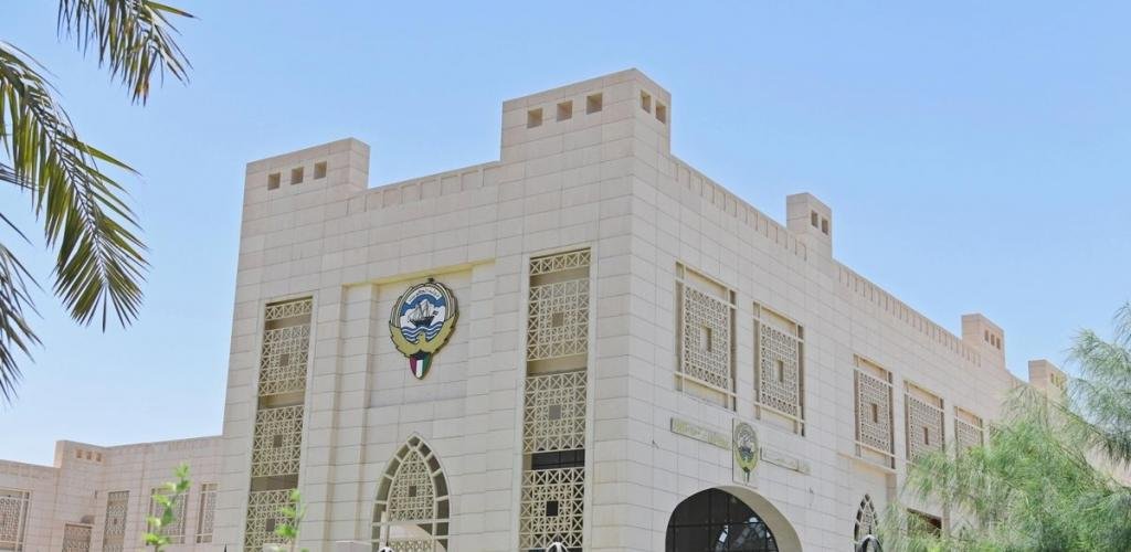 أخبار الكويت | مرسوم بتعيين 7 سفراء للكويت | عيون الجزيرة الكويت