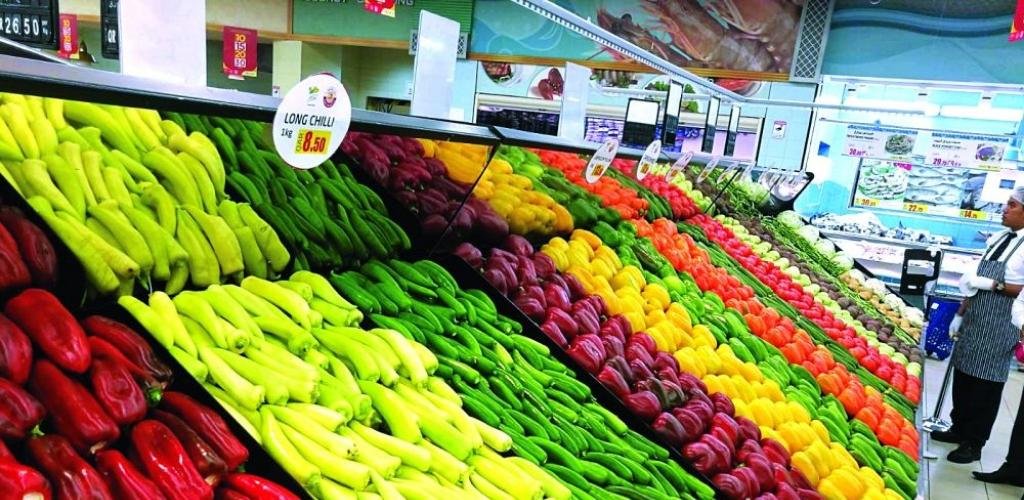 أخبار قطر | الاكتفاء الذاتي من الإنتاج المحلي: 100% خضراوات.. 99% ألبان.. 99% دواجن | عيون الجزيرة قطر