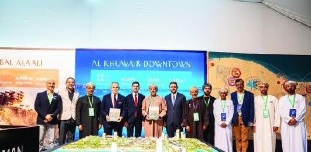 أخبار سلطنة عمان | سلطنة عُمان توقّع 17 اتفاقية استثمارية بقيمة تتجاوز 762 مليون ريال في "ميبيم 2026" بفرنسا | عيون الجزيرة الاخبارية عمان