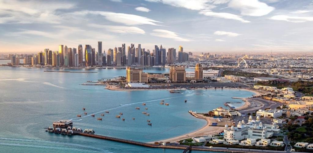 أخبار قطر | طقس معتدل الحرارة مصحوب بغبار عالق وضباب خفيف على بعض مناطق الساحل | عيون الجزيرة قطر