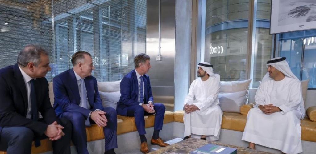 الامارات الان | حمدان بن محمد يبحث مع رئيس «أكور» مشاريع دبي السياحية العالمية | عيون الجزيرة الامارات