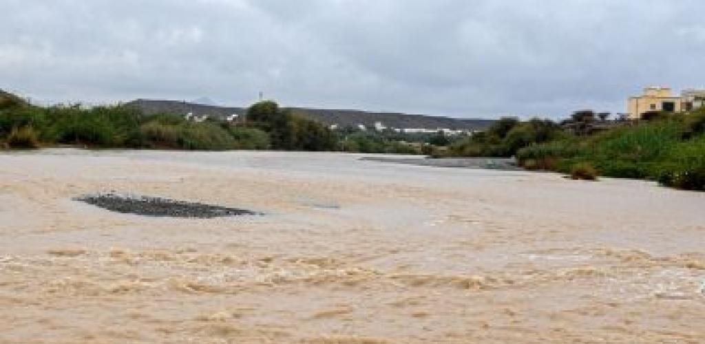 أخبار سلطنة عمان | ولاية بهلاء تسجل أعلى كمية أمطار بـ 153 ملم خلال منخفض المسرّات | عيون الجزيرة الاخبارية عمان