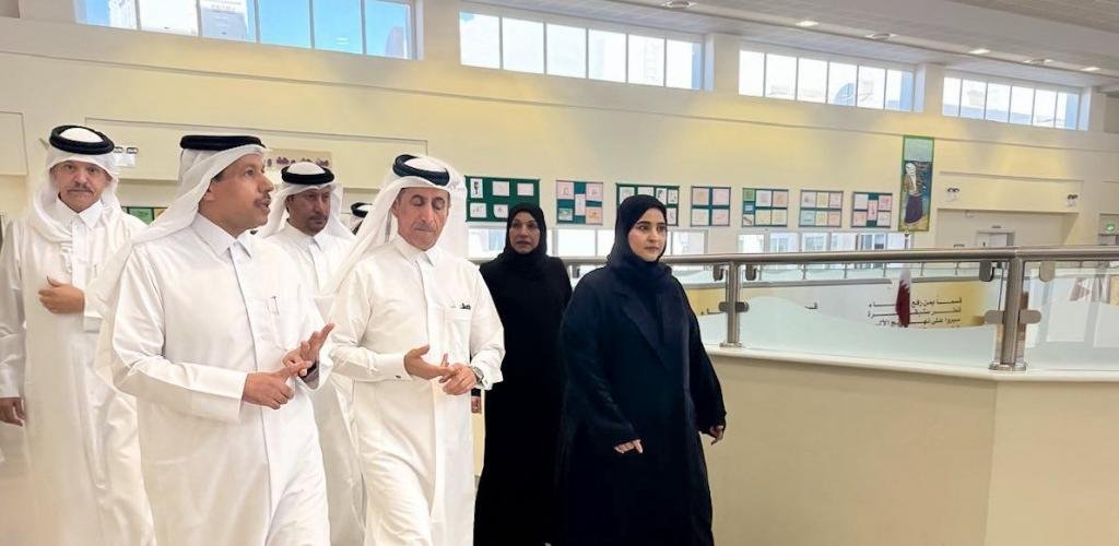 أخبار قطر | وكيل وزارة التربية يواصل زياراته التفقدية للمدارس بعد استئناف الدراسة الحضورية | عيون الجزيرة قطر