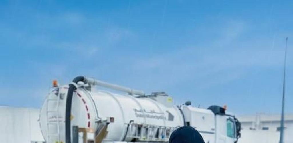 الامارات الان | رياح نشطة واستمرار سقوط أمطار غزيرة.. اليوم | عيون الجزيرة الامارات