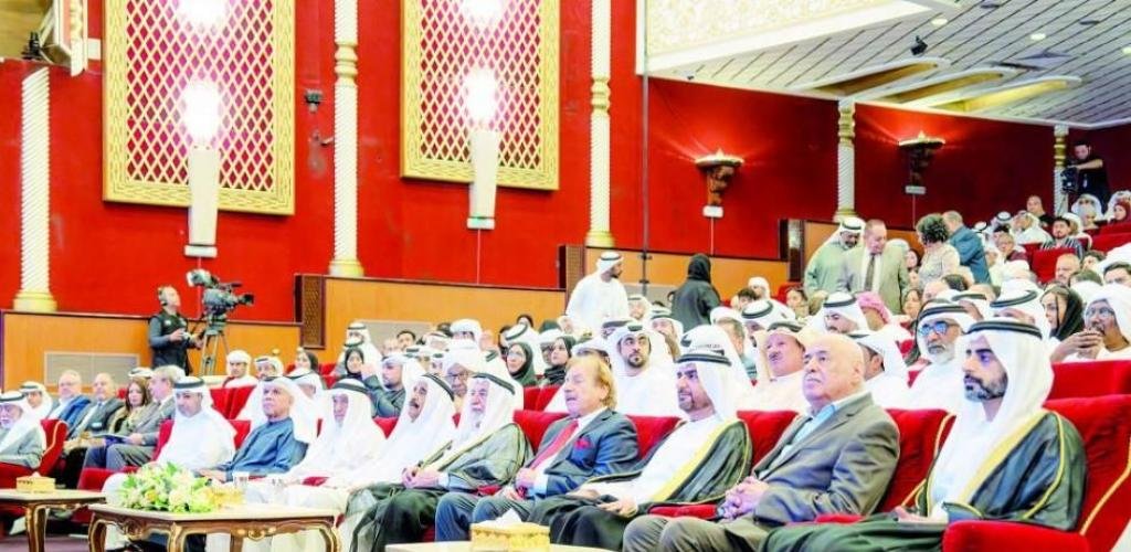الامارات الان | سلطان يشهد ختام أيام الشارقة المسرحية في دورتها ال 35 | عيون الجزيرة الامارات