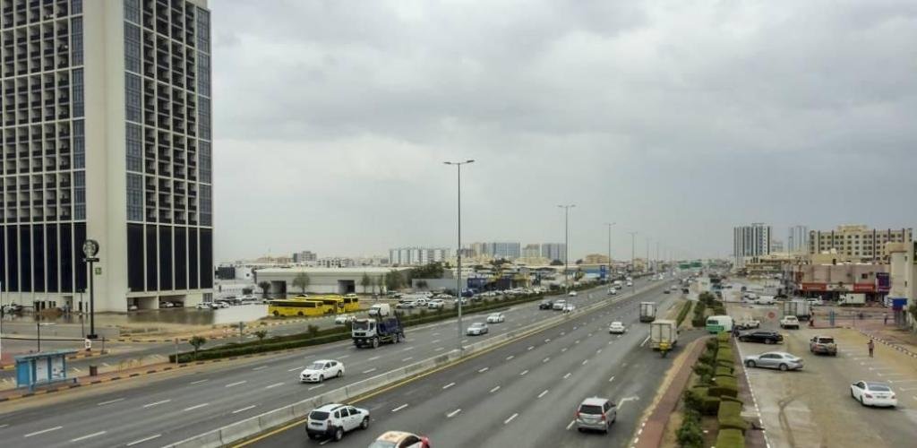 الامارات الان | نجاح الجهود الميدانية في عجمان خلال مرحلة التعافي من المنخفض الجوي | عيون الجزيرة الامارات