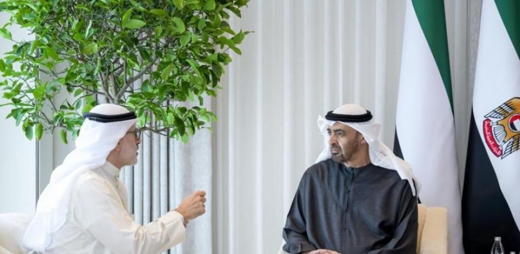 الامارات الان | محمد بن زايد ووزير الخارجية الكويتي يبحثان الاعتداءات الإيرانية الإرهابية | عيون الجزيرة الامارات