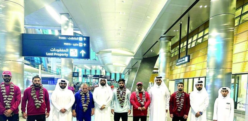 أخبار قطر | استقبال حافل لبطلنا الذهبي شاهين محمد بعد "ذهبية" بطولة آسيا للمصارعة | عيون الجزيرة قطر