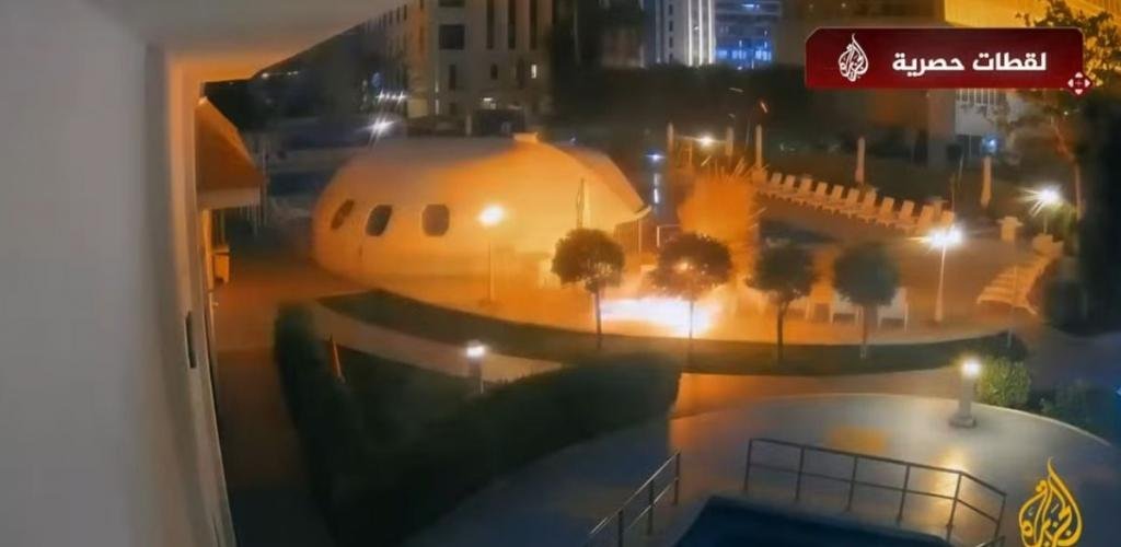 أخبار قطر | الجزيرة تعرض لقطات حصرية لاستهداف إيران لمناطق مدنية في قطر | عيون الجزيرة قطر