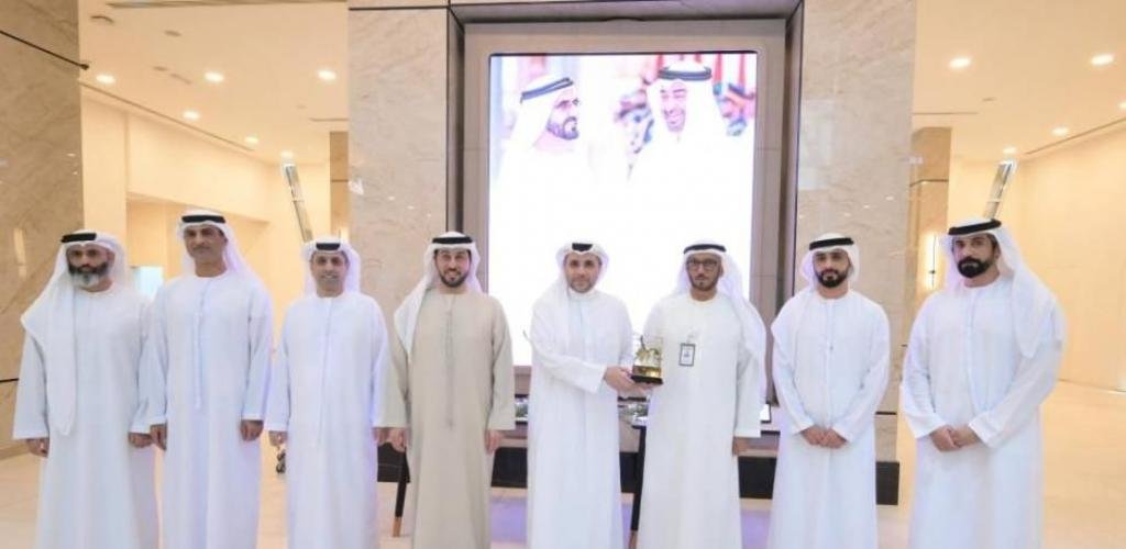 الامارات الان | تفاهم لنقل 3 خدمات رئيسية للإقامات العقارية إلى منظومة الهوية وشؤون الأجانب بدبي | عيون الجزيرة الامارات