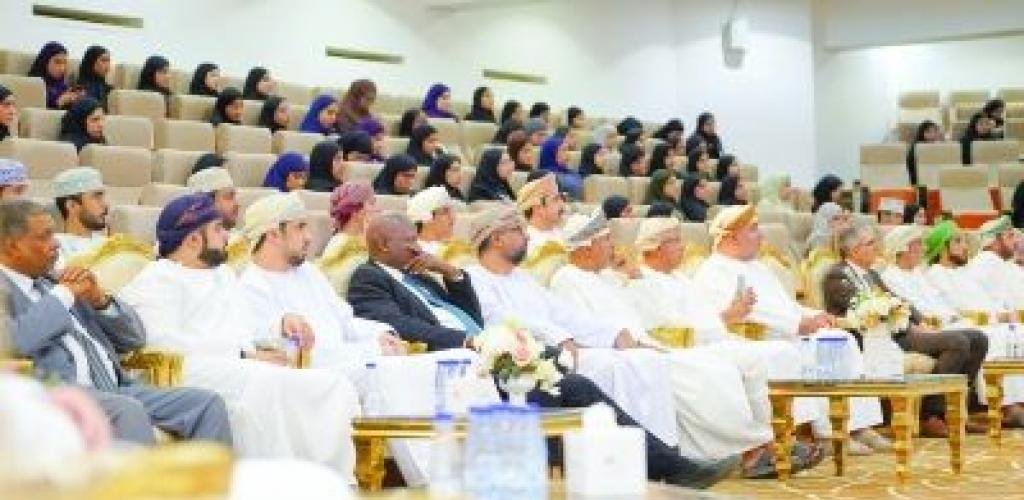 أخبار سلطنة عمان | افتتاح النسخة الأولى من "ملتقى نزاهة" الطلابي بجامعة البريمي | عيون الجزيرة الاخبارية عمان
