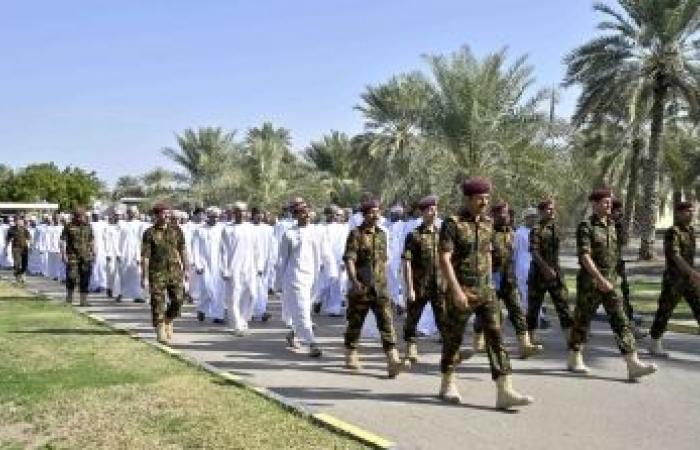 أخبار سلطنة عمان | الحرس السلطاني يستقبل دفعة جديدة من المواطنين | عيون الجزيرة الاخبارية عمان