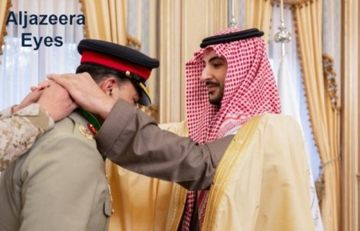 Saudi Defense Minister Awards King Abdulaziz Medal to Pakistani Army Chief