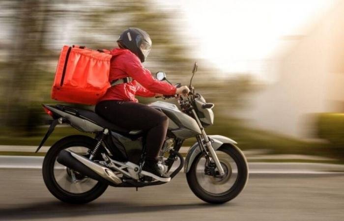 أخبار السعودية | تصوير بلا تسليم.. تحايل مناديب التوصيل يقلق عملاء التطبيقات | عيون الجزيرة السعودية الان