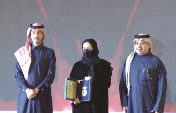 تداول واقتصاد | الجمارك تكرم الغرفة | عيون الجزيرة مال واقتصاد