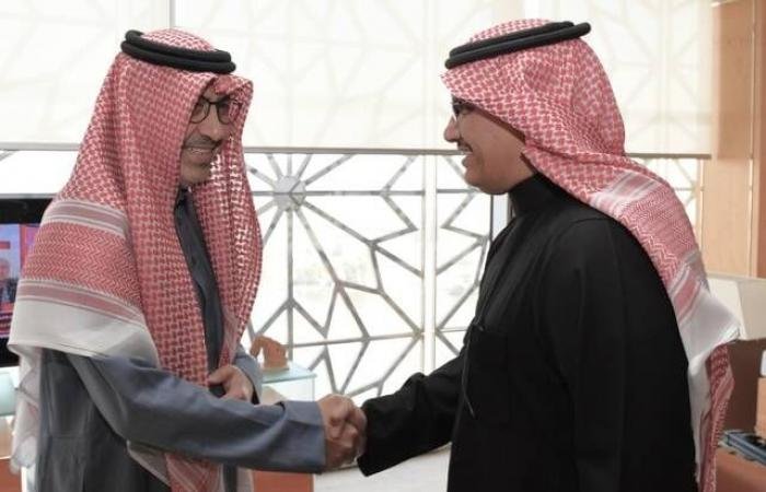 سفير خادم الحرمين بالقاهرة يبحث جهود العمل الإنساني ودعم الفلسطينيين