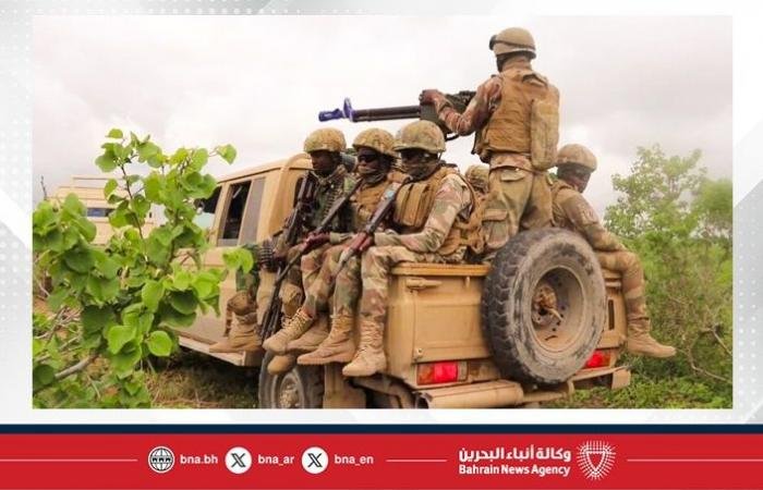 الأمن الصومالي يُحبط مخططًا إرهابيًا ويقبض على شبكة مسلحة في مقديشو | عيون الجزيرة