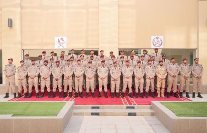 أخبار قطر | الحرس الأميري يحتفل بتخريج دورتي تأسيسية ضباط الميدان والقناصين | عيون الجزيرة قطر