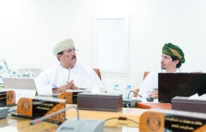 أخبار سلطنة عمان | استعرض مؤشرات الأداء والتحديات في الزراعة وموارد المياه بمحافظة شمال الشرقية | عيون الجزيرة الاخبارية عمان