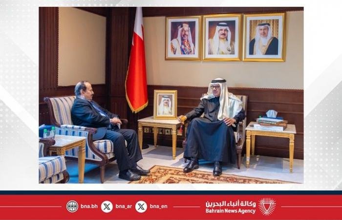 أخبار البحرين | وزير الخارجية يستقبل سفير الجمهورية اليمنية لدى مملكة البحرين | عيون الجزيرة