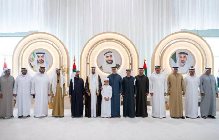 الامارات الان | منصور بن زايد وعمار بن حميد والشيوخ يحضرون أفراح المزروعي | عيون الجزيرة الامارات