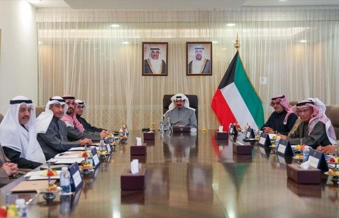 أخبار الكويت | رئيس الوزراء: توجيهات من القيادة بمتابعة الموقف التنفيذي للمشروعات التنموية | عيون الجزيرة الكويت