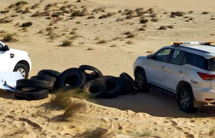 أخبار قطر | وزارة البيئة تنظف محمية خور العديد وتزيل إطارات ومخلفات بيئية | عيون الجزيرة قطر