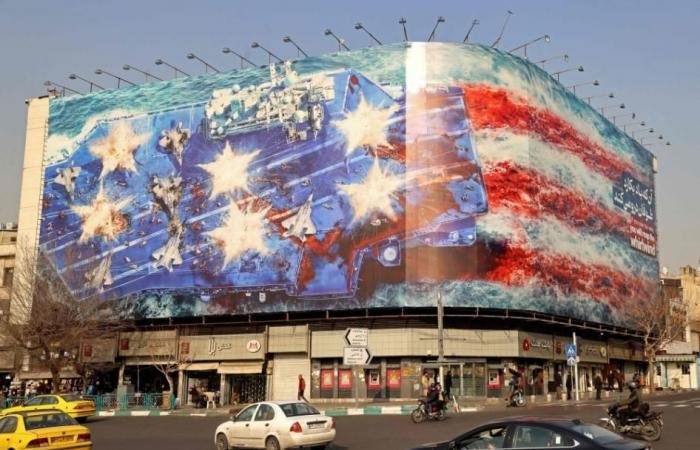 مخاوف قصف إيران تقفز بالنفط فوق 69 دولاراً للبرميل