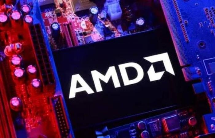 سهم "إيه إم دي" يتراجع إثر شائعات تأجيل سلسلة "MI450"