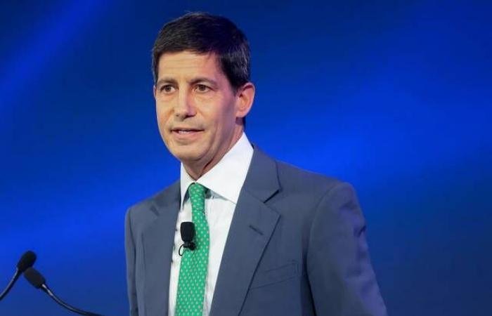  ترشيح وارش يقود الدولار وعوائد السندات للصعود وسط ترقب عالمي