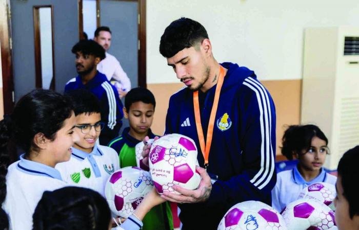 الرياضة في قطر | فعالية ترويجية للقاء الغرافة والسد | عيون الجزيرة الاخبارية