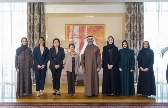 الامارات الان | «الإمارات للتوازن» يبحث إطلاق «تمكين القيادات النسائية» في الفلبين | عيون الجزيرة الامارات