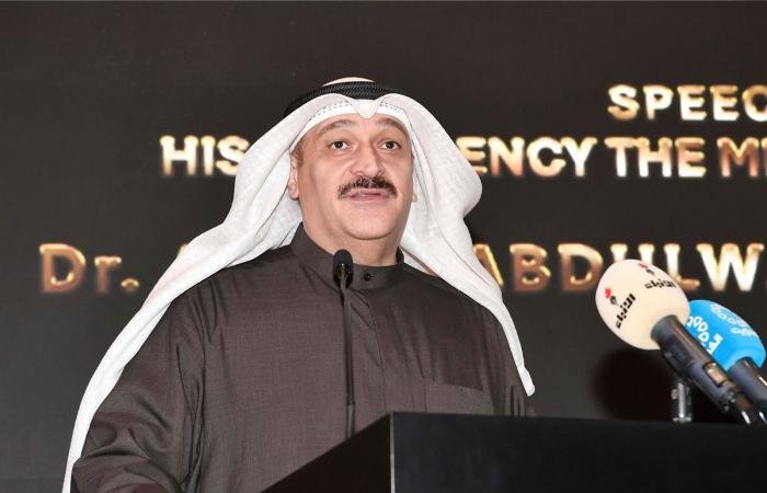 أخبار الكويت | وزير الصحة: مبادرة لفحص سرطان الرئة لدى الفئات الأكثر عرضة للخطر | عيون الجزيرة الكويت