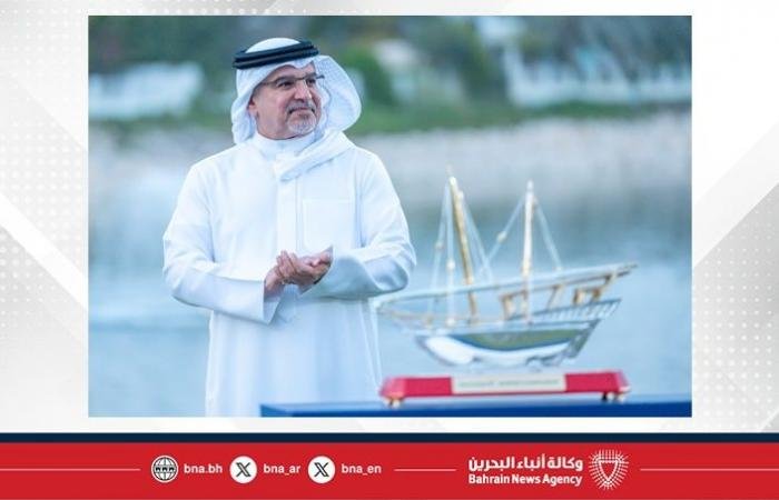 أخبار البحرين | نيابة عن جلالة الملك المعظم..سمو ولي العهد رئيس مجلس الوزراء يحضر حفل ختام بطولة بابكو إنرجيز البحرين للجولف | عيون الجزيرة