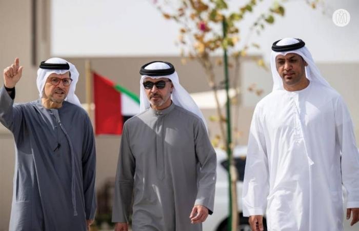 الامارات الان | هزاع بن زايد: تطوير المشاريع السكنية ركيزة أساسية لتعزيز رفاه المواطنين | عيون الجزيرة الامارات