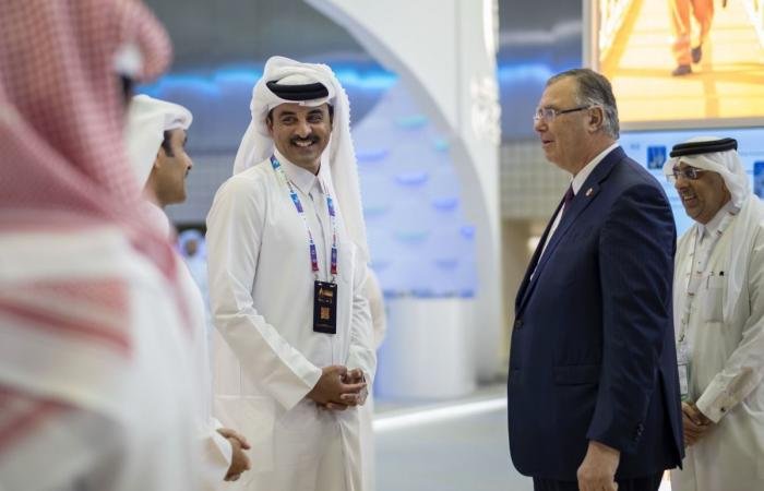 أخبار قطر | سمو الأمير يؤكد أن دولة قطر تولي قطاع الغاز الطبيعي المسال أهمية خاصة | عيون الجزيرة قطر