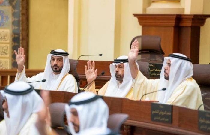 الامارات الان | «استشاري الشارقة» يقرّ توصياته بشأن دائرتي الأشغال العامة والموارد البشرية | عيون الجزيرة الامارات